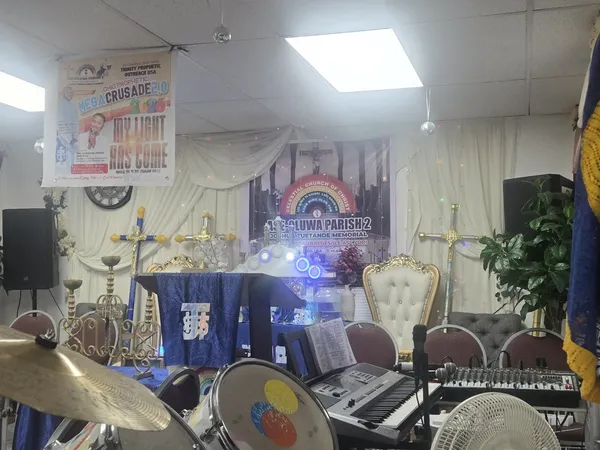 Ase Oluwa Parish 2 altar and sanctuary